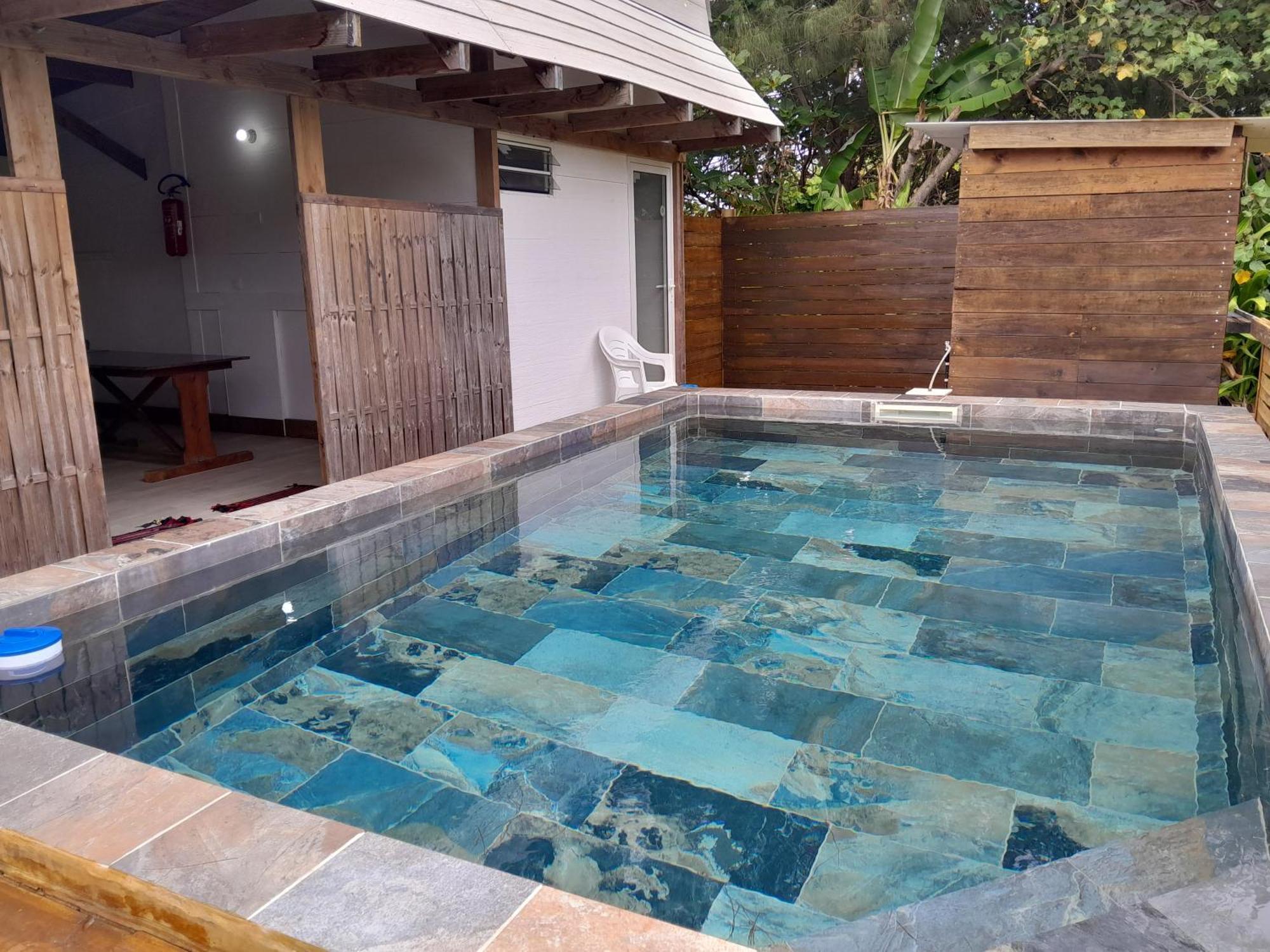 Mara'Ai Le Spot Tubuai, Chambre Triple Deluxe Mahu Sdb Privee Avec Piscine Mataura Exterior photo